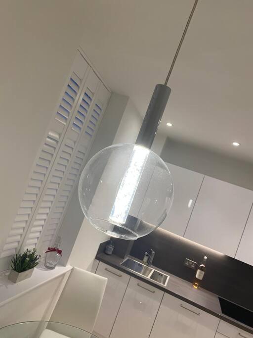 Unrivalled Location - Five Star - Worcester Apartment Экстерьер фото