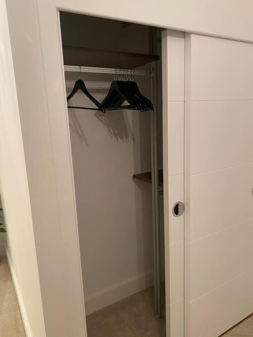 Unrivalled Location - Five Star - Worcester Apartment Экстерьер фото